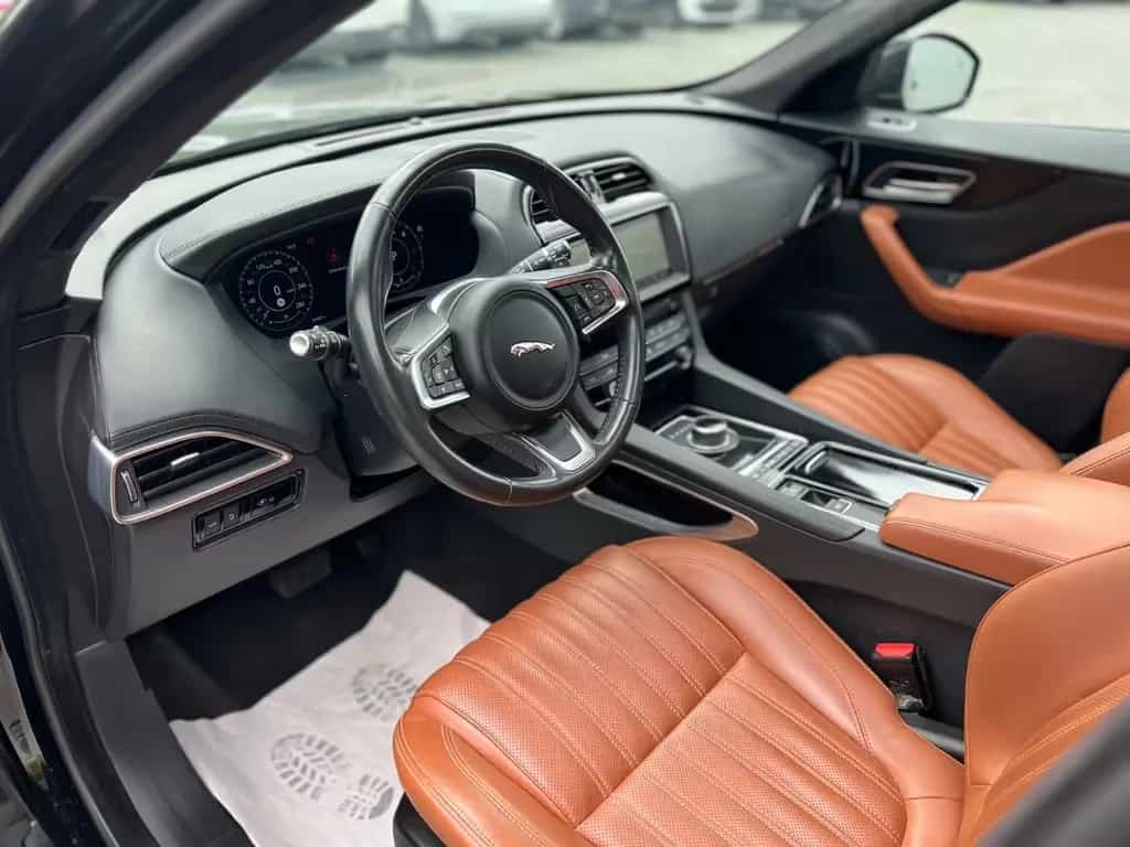 Jaguar F-Pace F-PACE Portfolio AWD*PANORAMA*LED*CAM*SHZ 09/2020-photo-12
