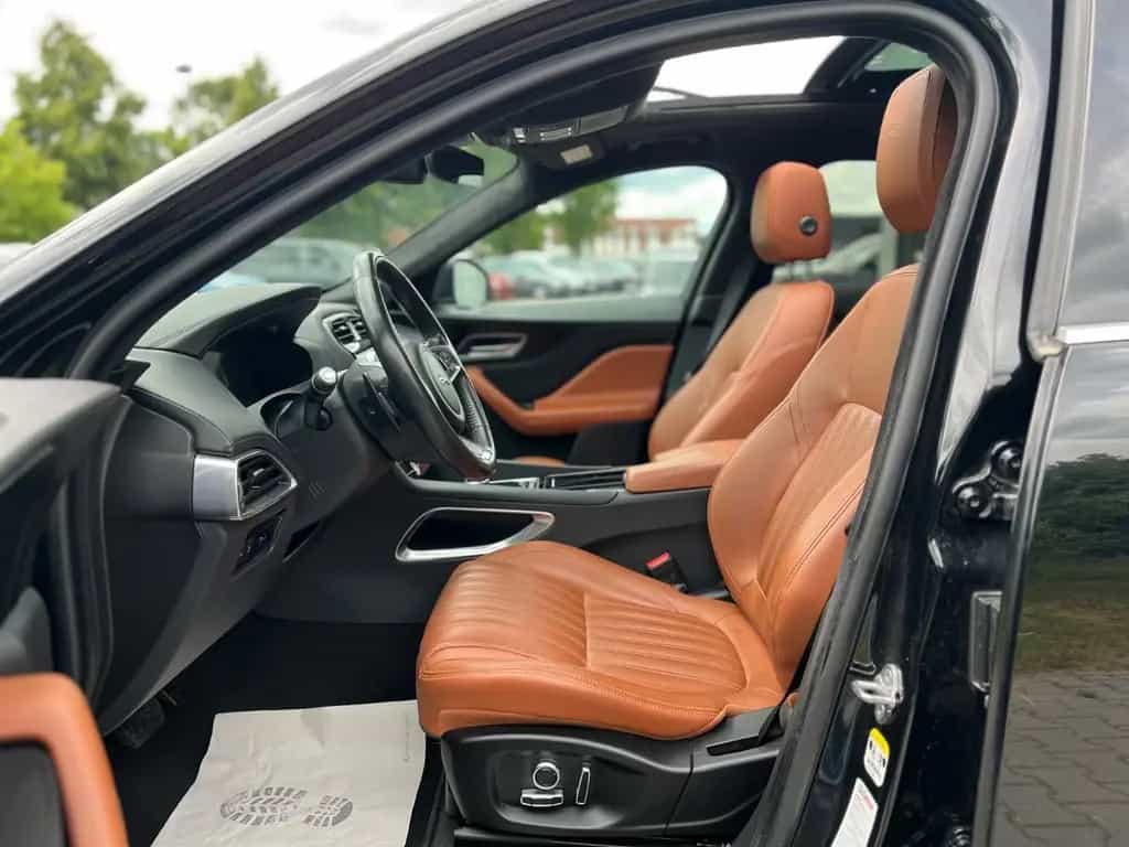 Jaguar F-Pace F-PACE Portfolio AWD*PANORAMA*LED*CAM*SHZ 09/2020-photo-13