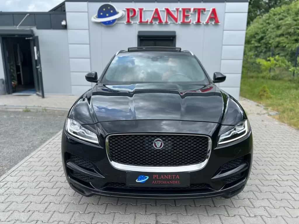 Jaguar F-Pace F-PACE Portfolio AWD*PANORAMA*LED*CAM*SHZ 09/2020-photo-2