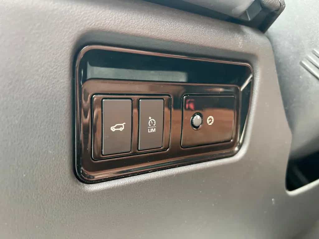 Jaguar F-Pace F-PACE Portfolio AWD*PANORAMA*LED*CAM*SHZ 09/2020-photo-22
