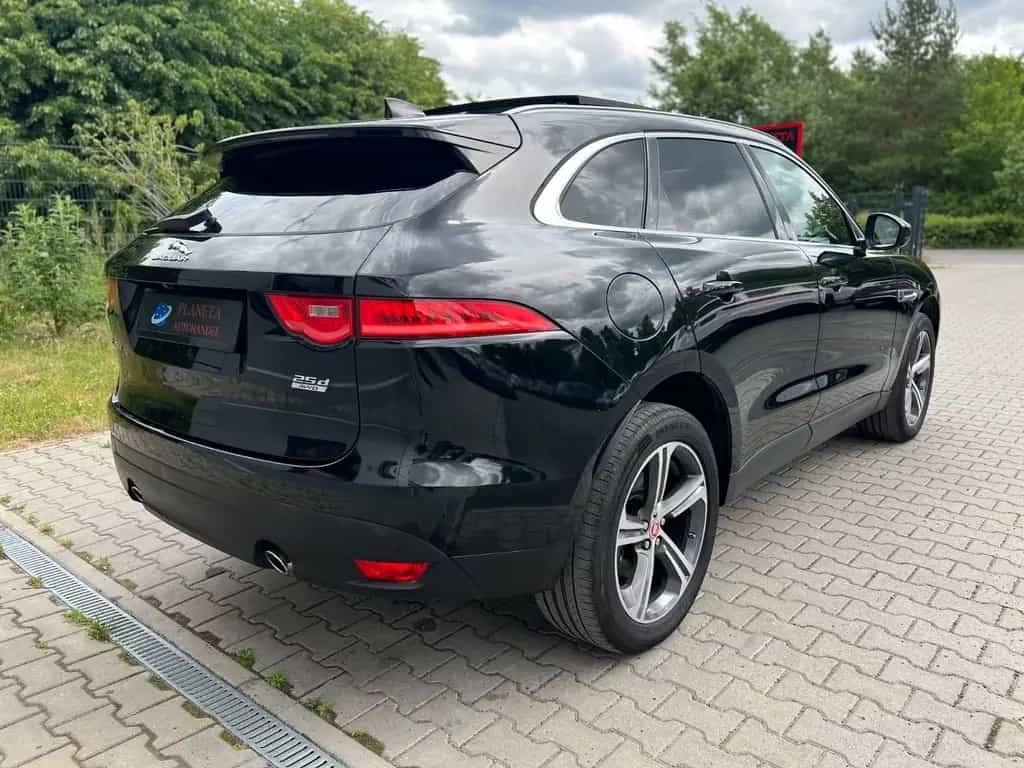 Jaguar F-Pace F-PACE Portfolio AWD*PANORAMA*LED*CAM*SHZ 09/2020-photo-5