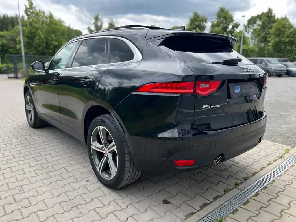 Jaguar F-Pace F-PACE Portfolio AWD*PANORAMA*LED*CAM*SHZ 09/2020-photo-7