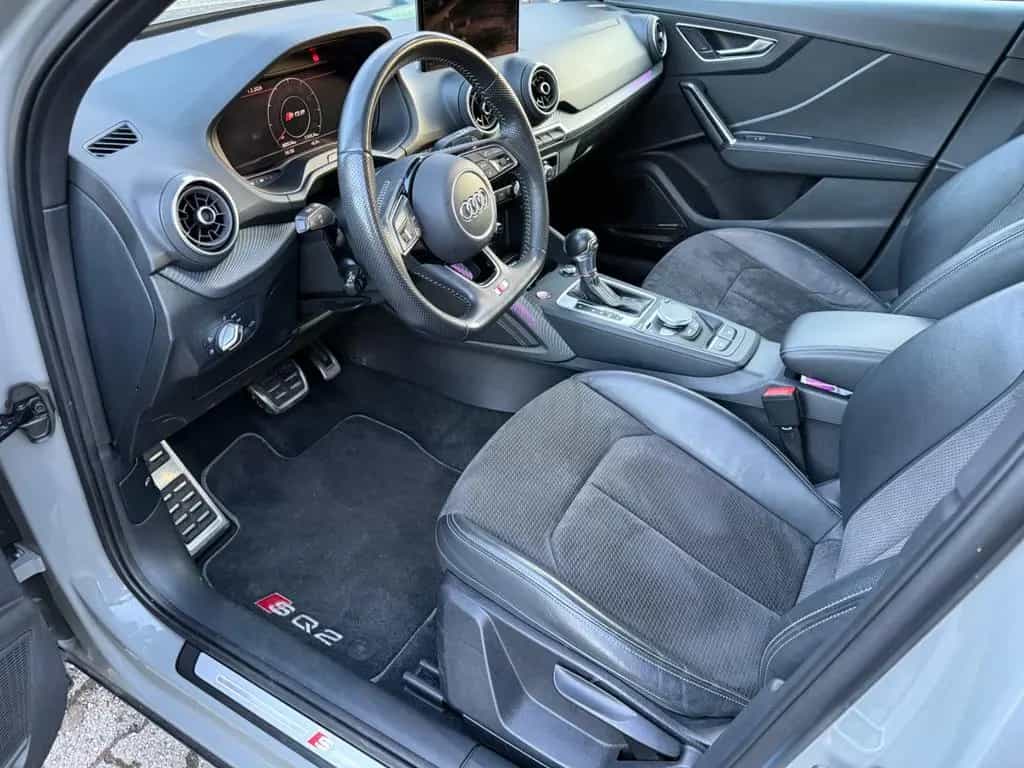 Audi SQ2 TFSI / 8 fach Bereift/Tüv Neu/ voll Ausstatt 01/2020-photo-8