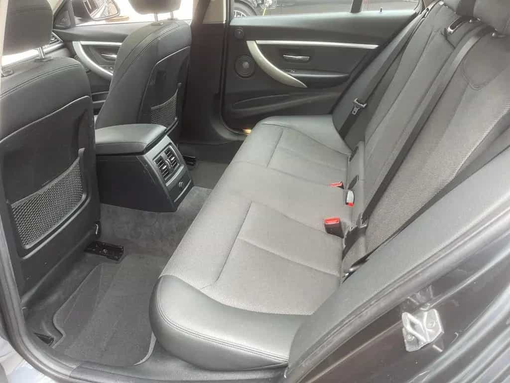 BMW 320 d SportAUT Touring  xDrive Sport LED PANO H&K 05/2019-photo-10