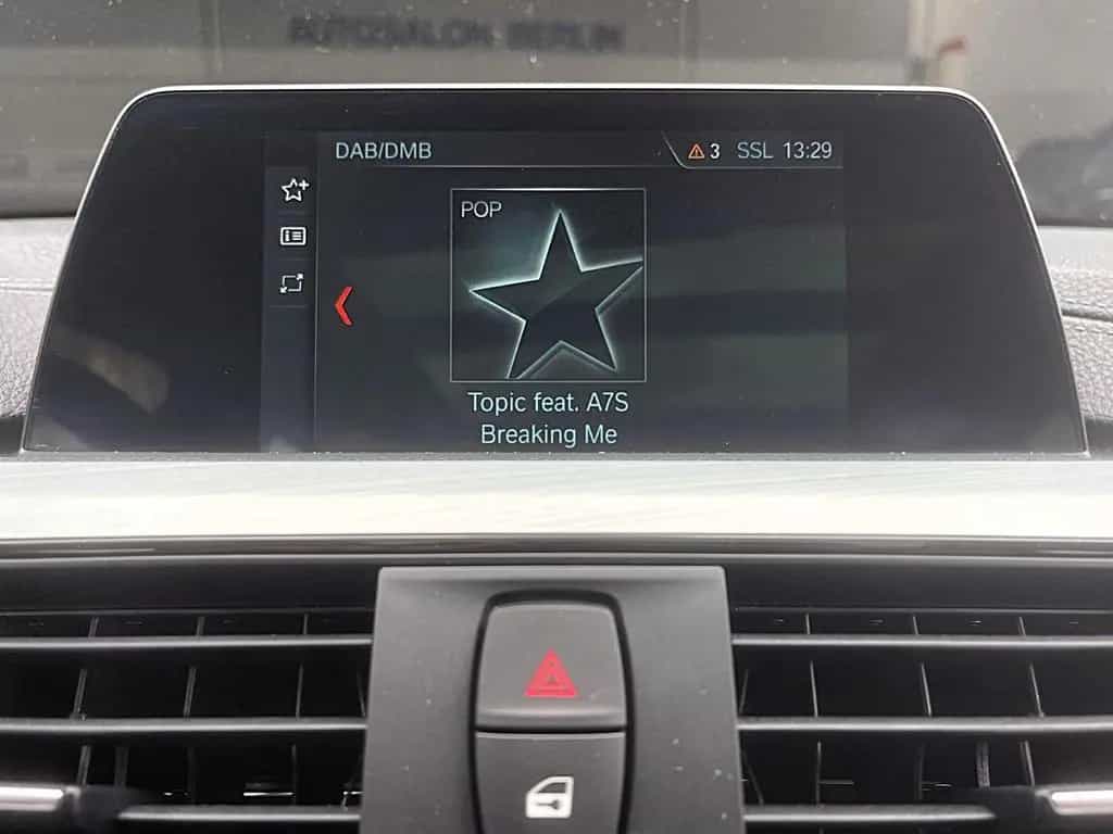 BMW 320 d SportAUT Touring  xDrive Sport LED PANO H&K 05/2019-photo-27