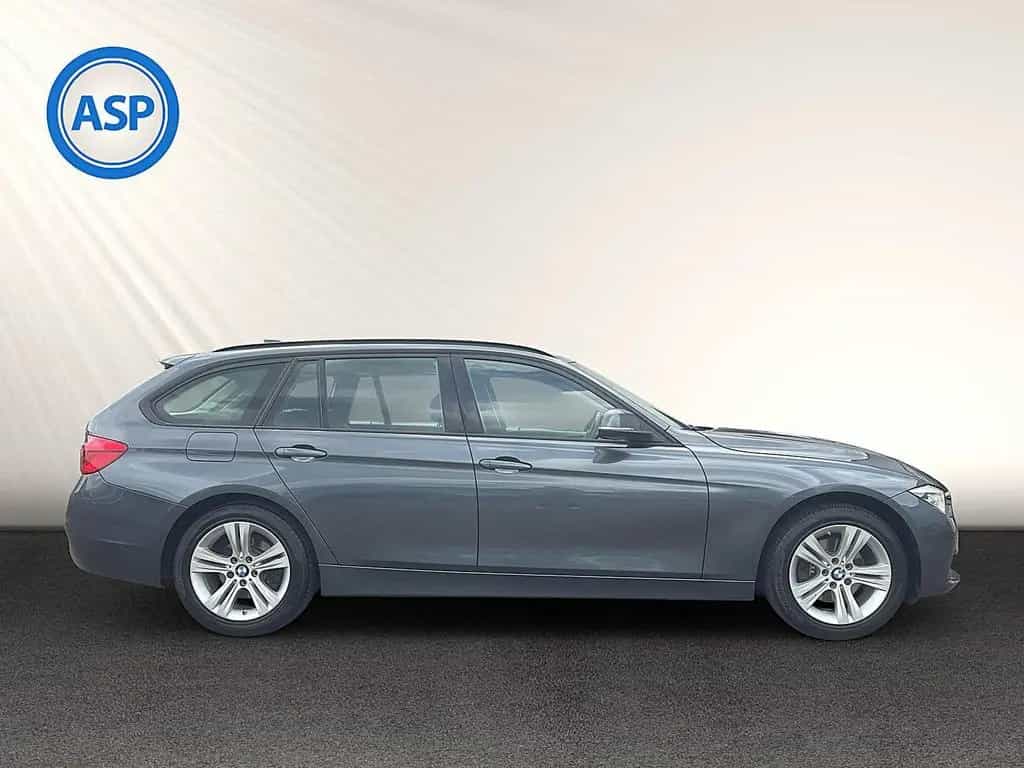 BMW 320 d SportAUT Touring  xDrive Sport LED PANO H&K 05/2019-photo-3