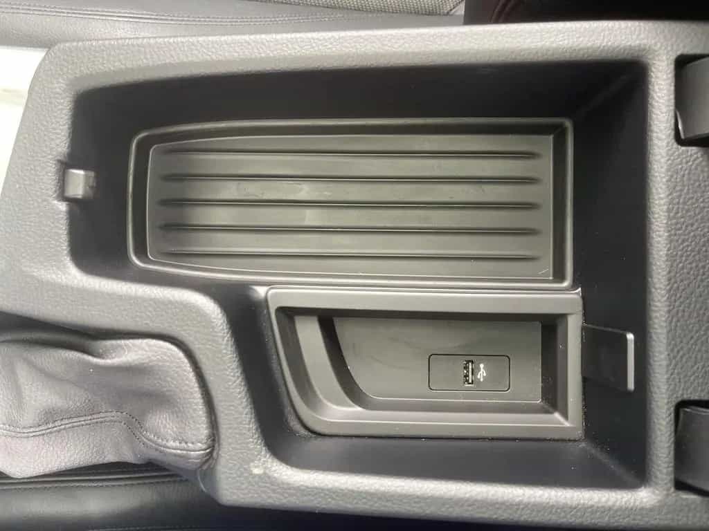 BMW 320 d SportAUT Touring  xDrive Sport LED PANO H&K 05/2019-photo-32