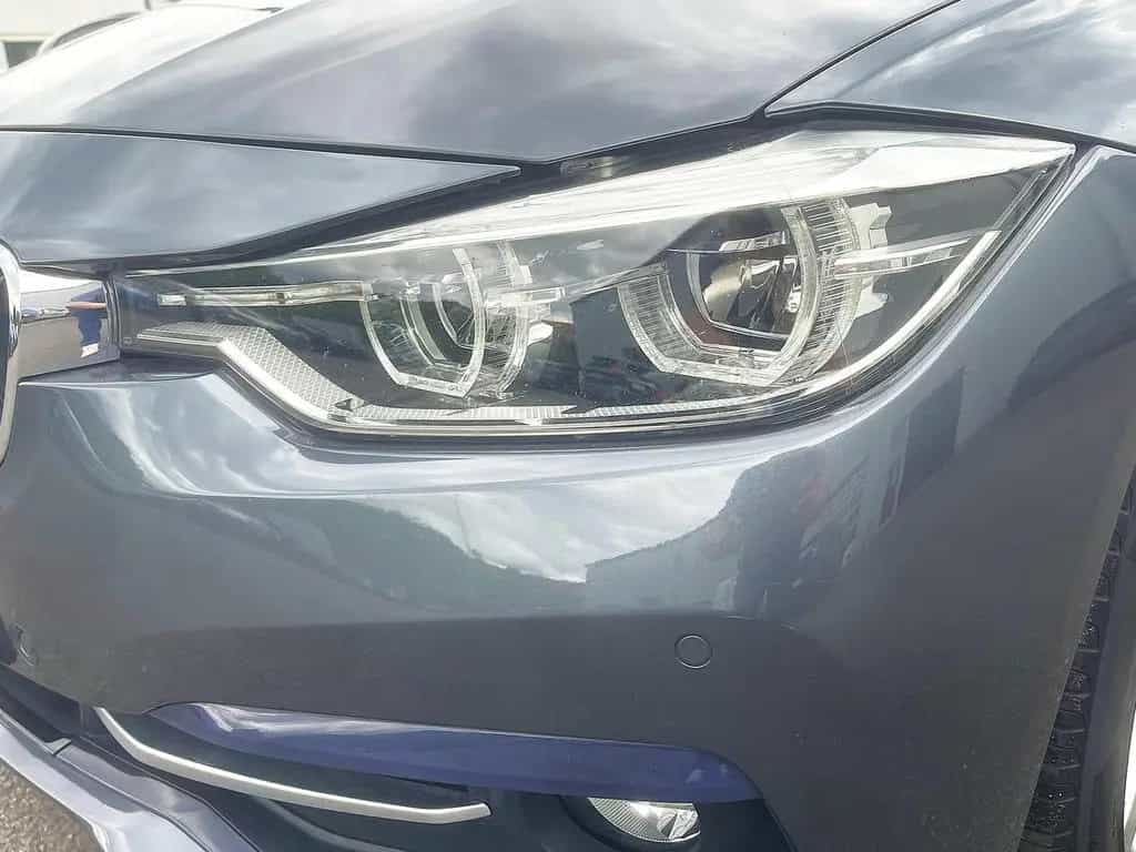 BMW 320 d SportAUT Touring  xDrive Sport LED PANO H&K 05/2019-photo-37