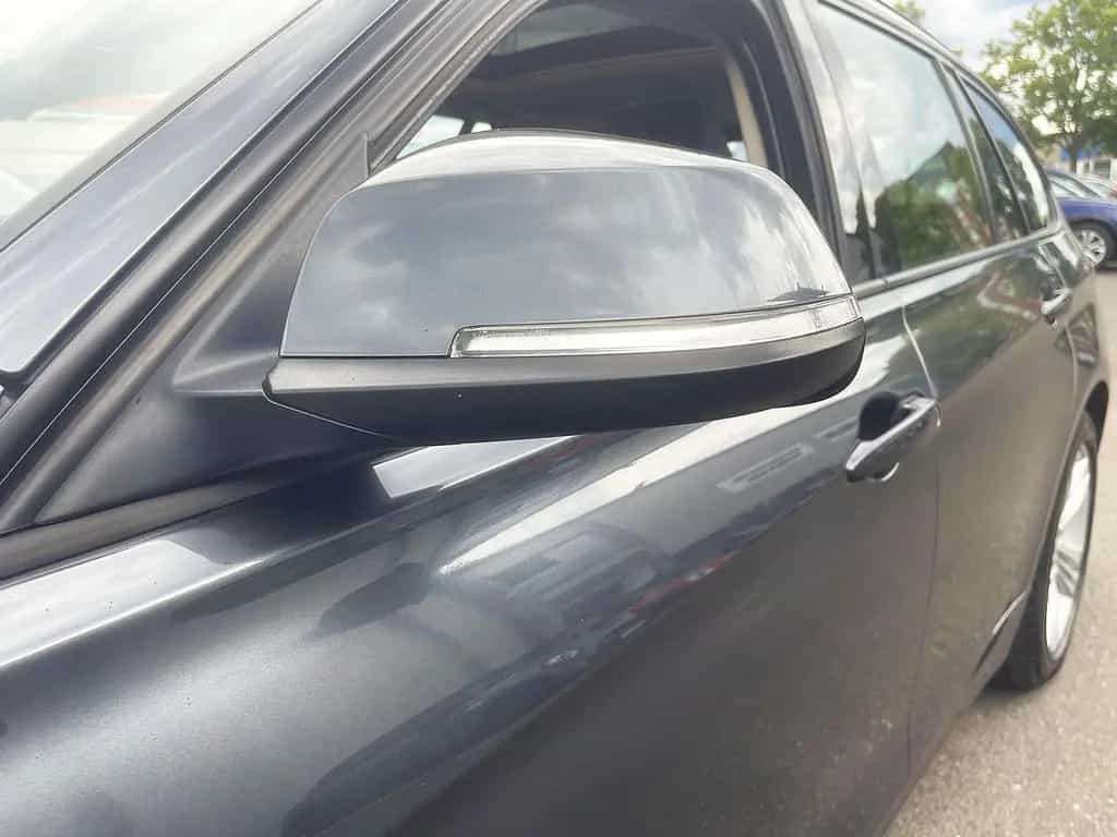 BMW 320 d SportAUT Touring  xDrive Sport LED PANO H&K 05/2019-photo-40