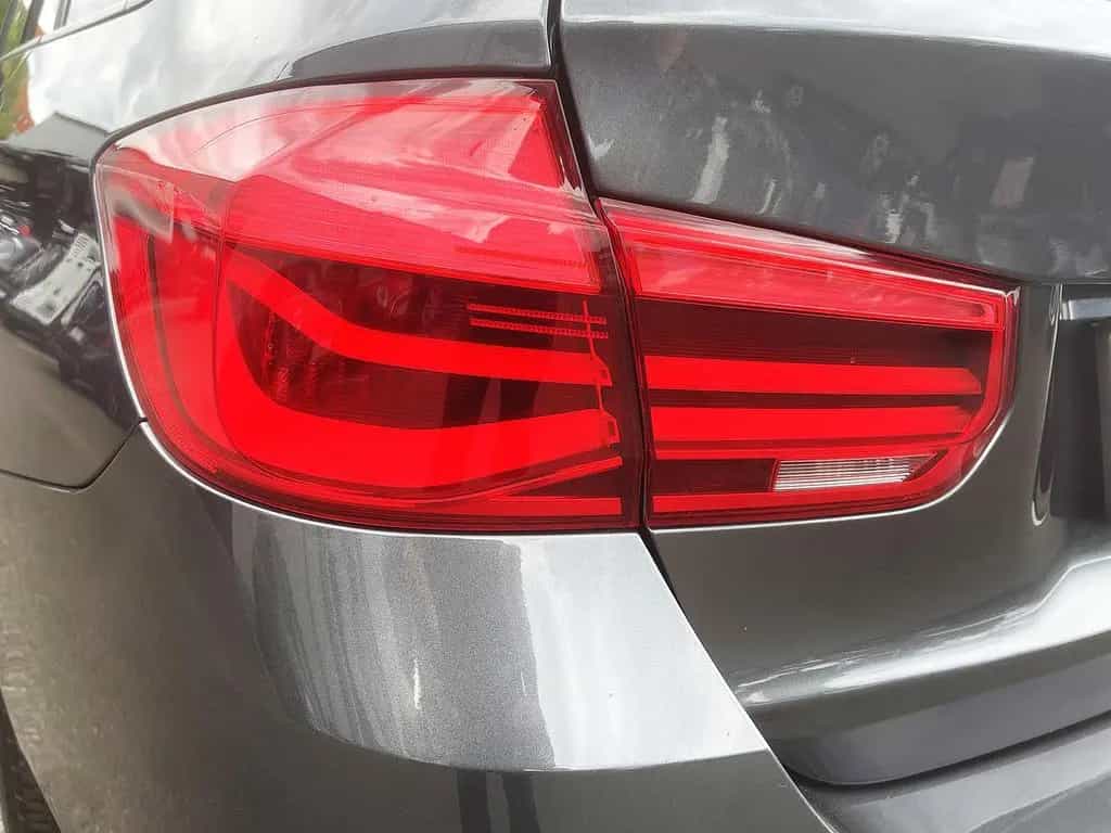 BMW 320 d SportAUT Touring  xDrive Sport LED PANO H&K 05/2019-photo-42
