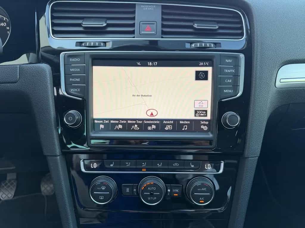 Volkswagen Golf VII 1.4 16V TSI Cup Bi-Xenon PDC Navi 05/2014-photo-20