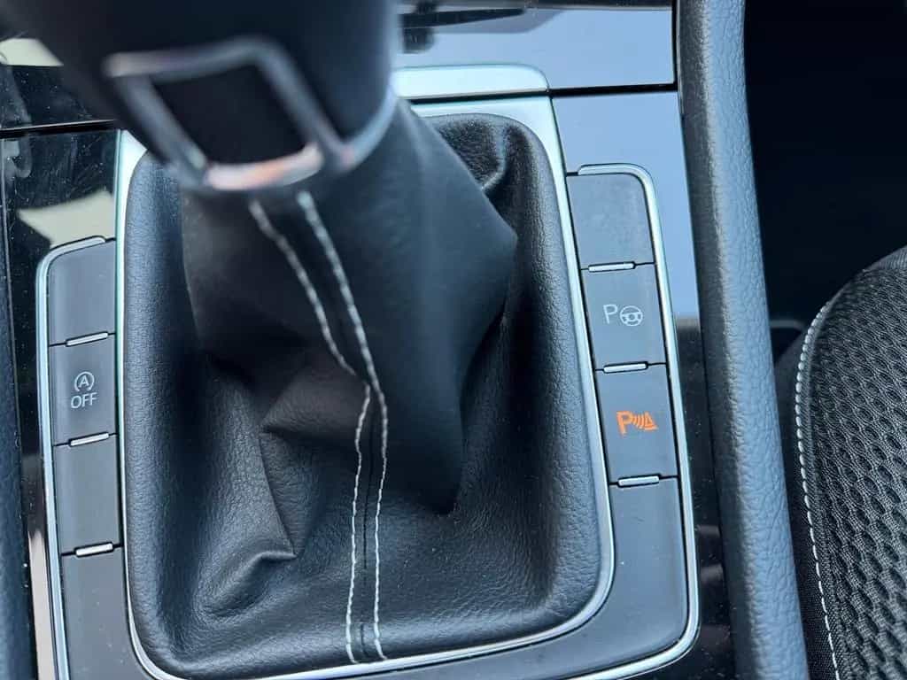 Volkswagen Golf VII 1.4 16V TSI Cup Bi-Xenon PDC Navi 05/2014-photo-25