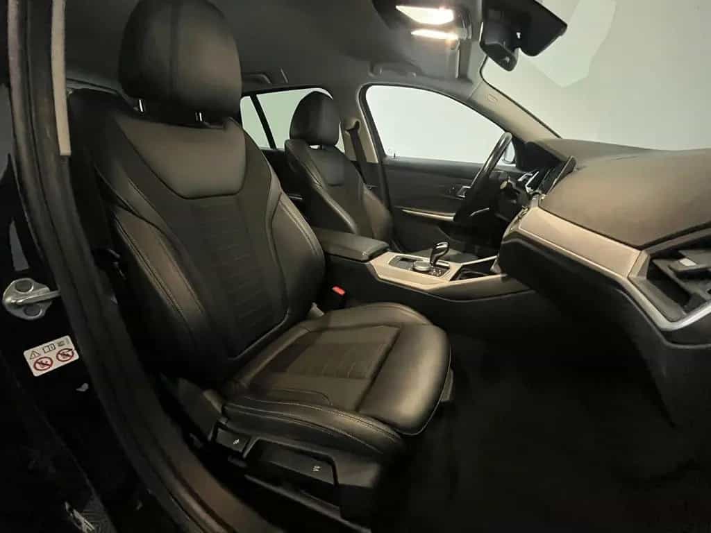 BMW 320 d Advantage*AHK/ACC/LED/AppleC.* 02/2022-photo-11