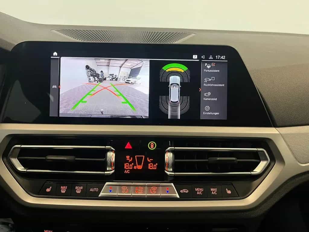 BMW 320 d Advantage*AHK/ACC/LED/AppleC.* 02/2022-photo-16