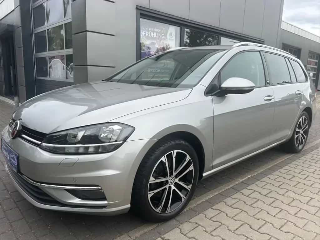 Volkswagen Golf 1.5 TSI   Variant  Sound 11/2017-photo-0