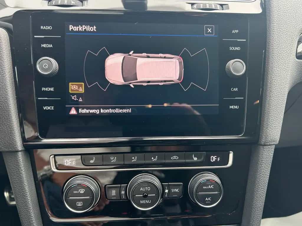 Volkswagen Golf 1.5 TSI   Variant  Sound 11/2017-photo-10