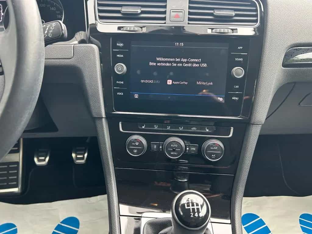Volkswagen Golf 1.5 TSI   Variant  Sound 11/2017-photo-11