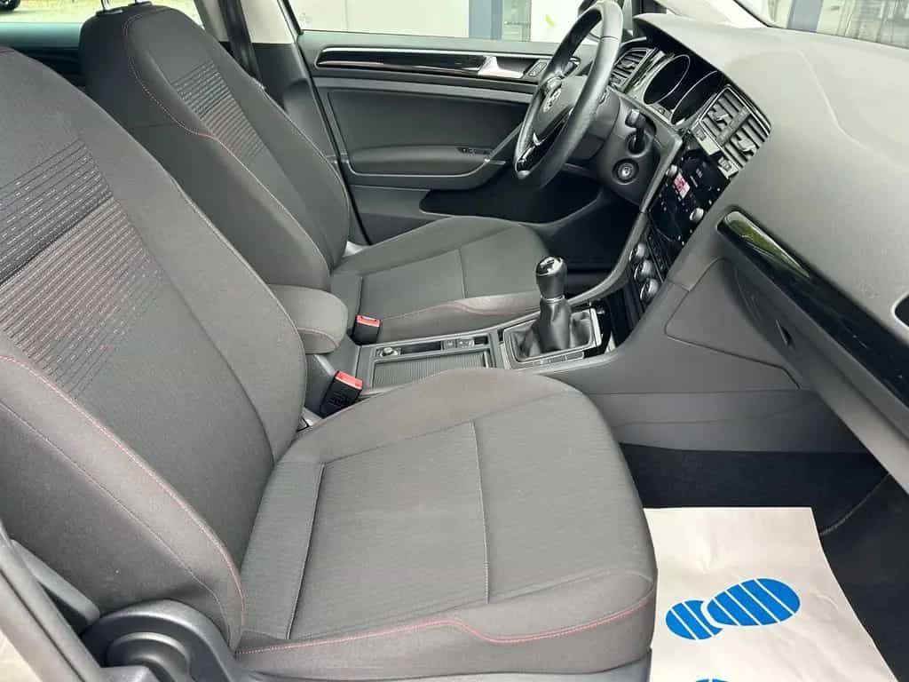 Volkswagen Golf 1.5 TSI   Variant  Sound 11/2017-photo-13