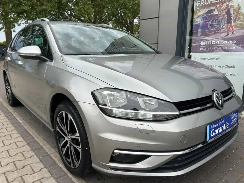 Volkswagen Golf 1.5 TSI   Variant  Sound 11/2017-photo-3