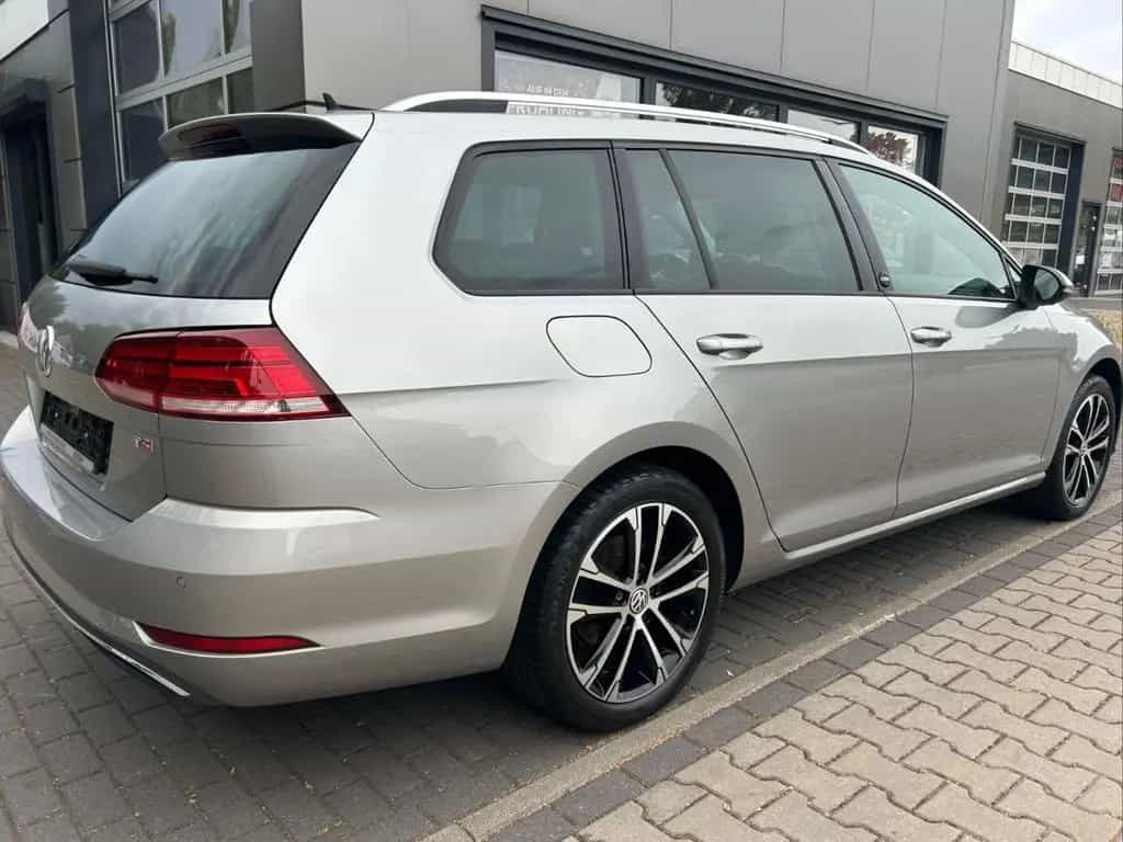 Volkswagen Golf 1.5 TSI   Variant  Sound 11/2017-photo-7
