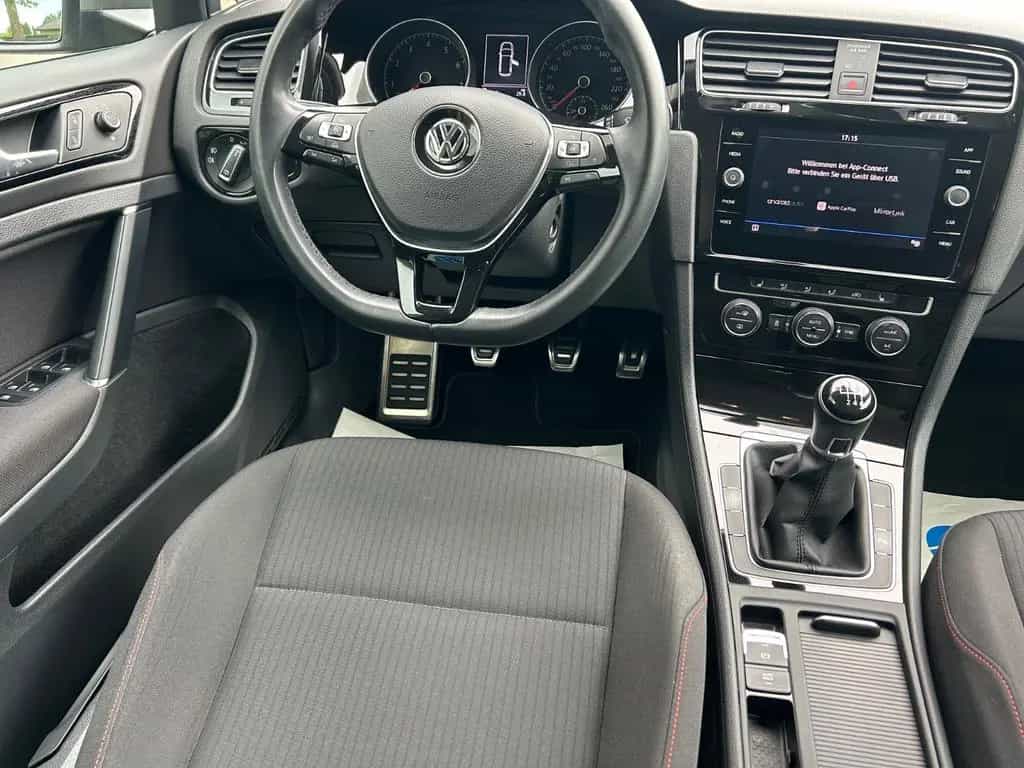 Volkswagen Golf 1.5 TSI   Variant  Sound 11/2017-photo-9
