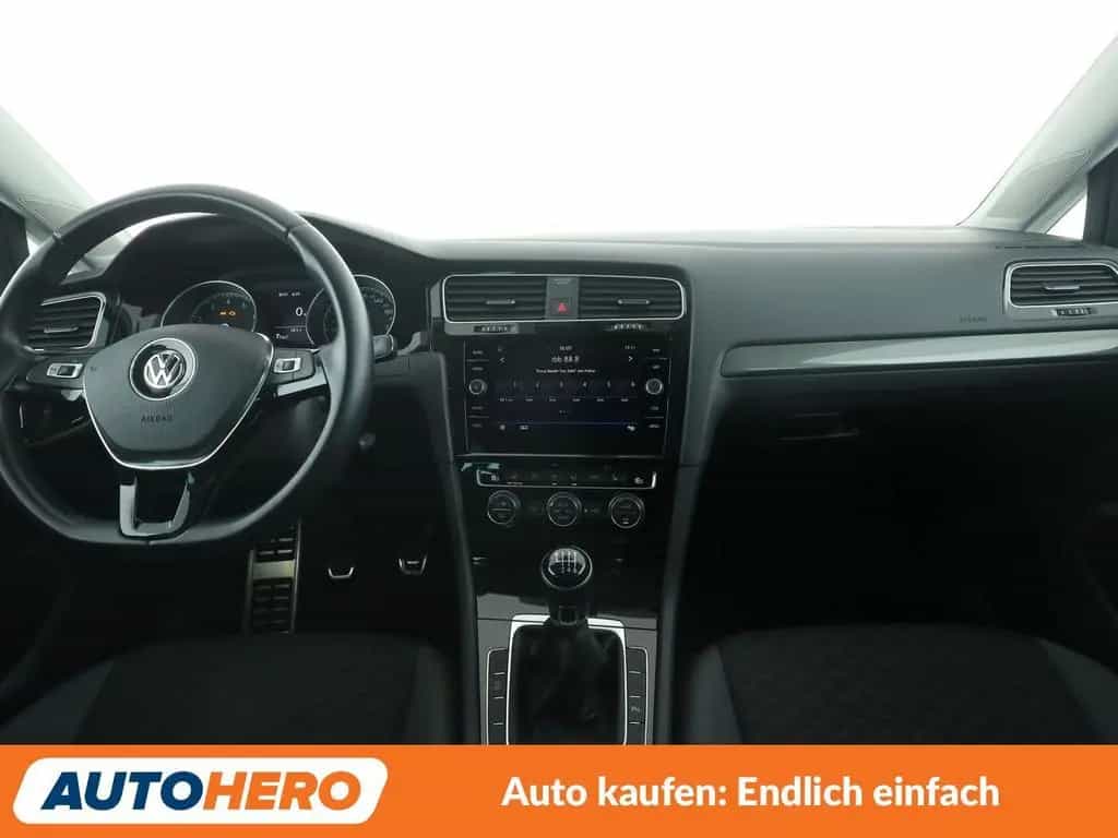 Volkswagen Golf VII 1.0 TSI Join *NAVI*PDC*SHZ*ALU*KLIMA* 01/2019-photo-11