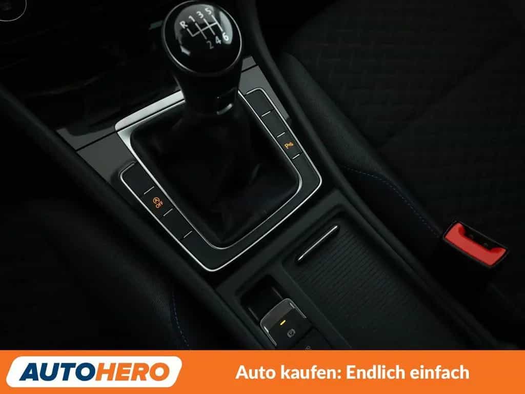 Volkswagen Golf VII 1.0 TSI Join *NAVI*PDC*SHZ*ALU*KLIMA* 01/2019-photo-26