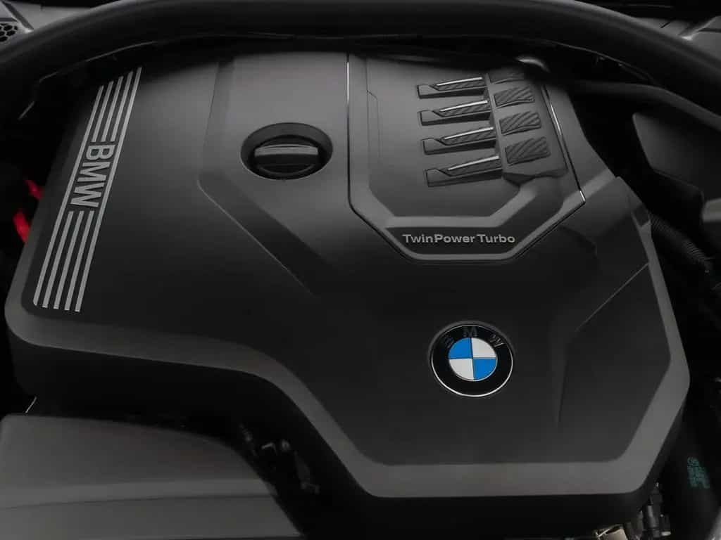 BMW 318 i GeschwindigReg HUD DAB Kamera LED Sport 04/2023-photo-14