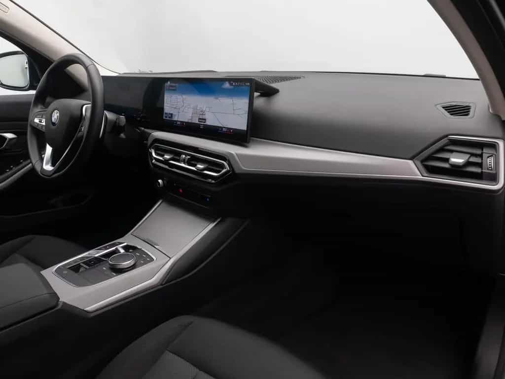BMW 318 i GeschwindigReg HUD DAB Kamera LED Sport 04/2023-photo-23