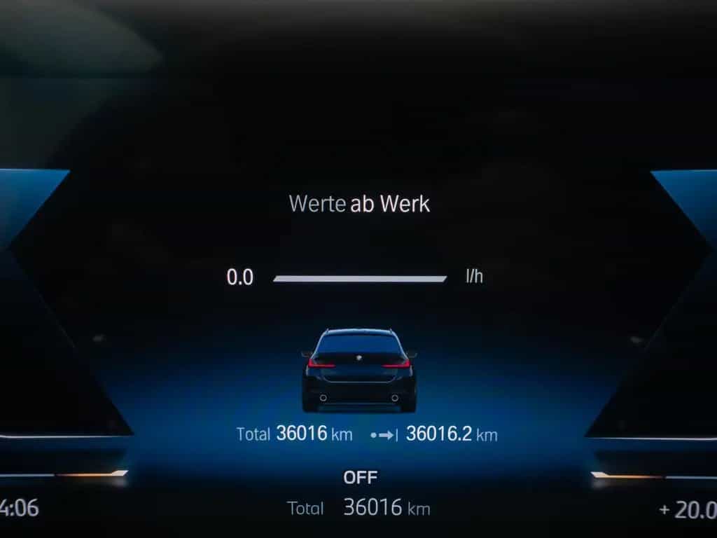 BMW 318 i GeschwindigReg HUD DAB Kamera LED Sport 04/2023-photo-39
