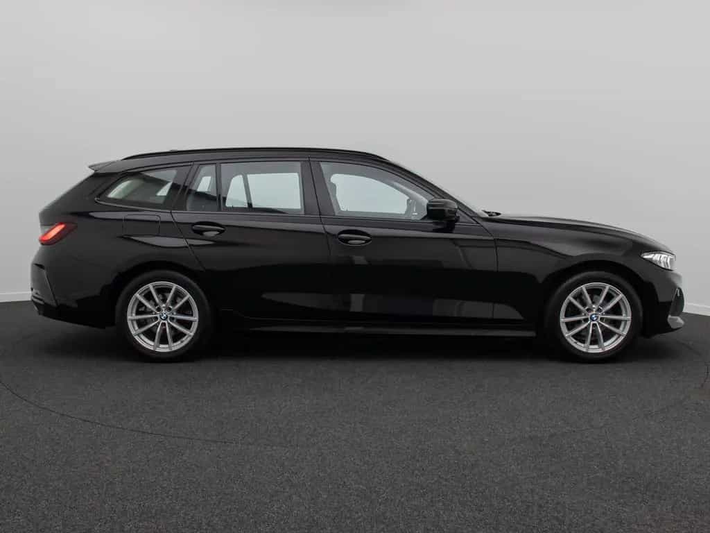 BMW 318 i GeschwindigReg HUD DAB Kamera LED Sport 04/2023-photo-4