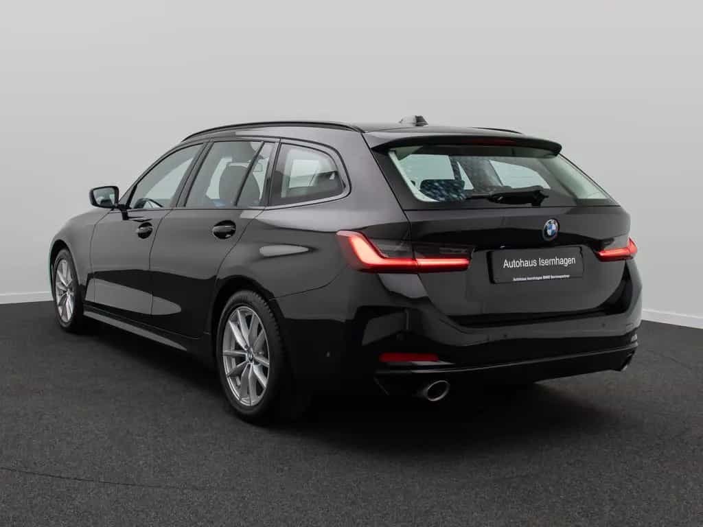 BMW 318 i GeschwindigReg HUD DAB Kamera LED Sport 04/2023-photo-8
