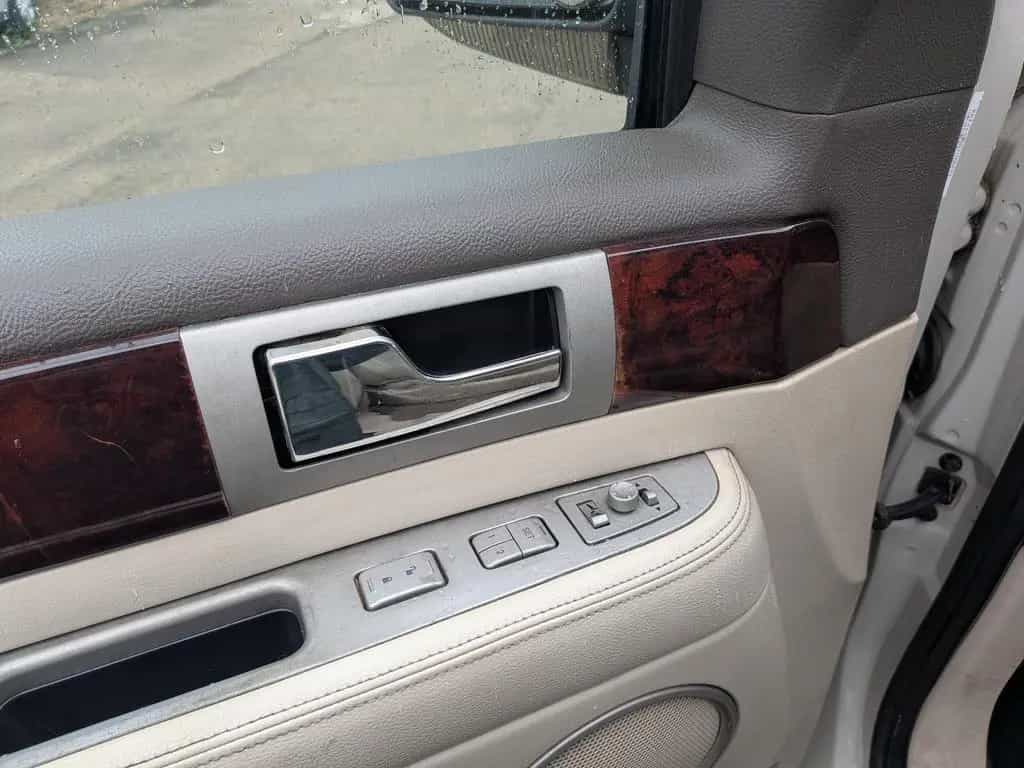 Lincoln Navigator 05/2004-photo-14