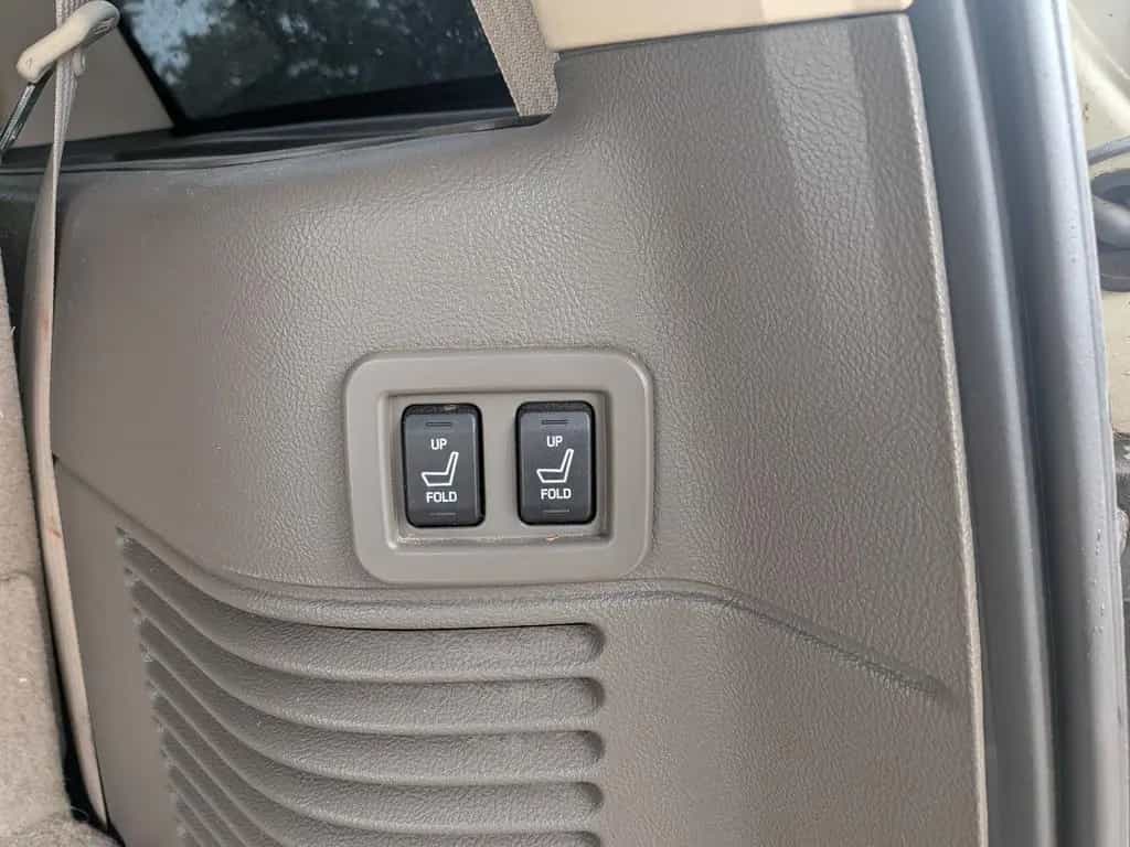 Lincoln Navigator 05/2004-photo-23