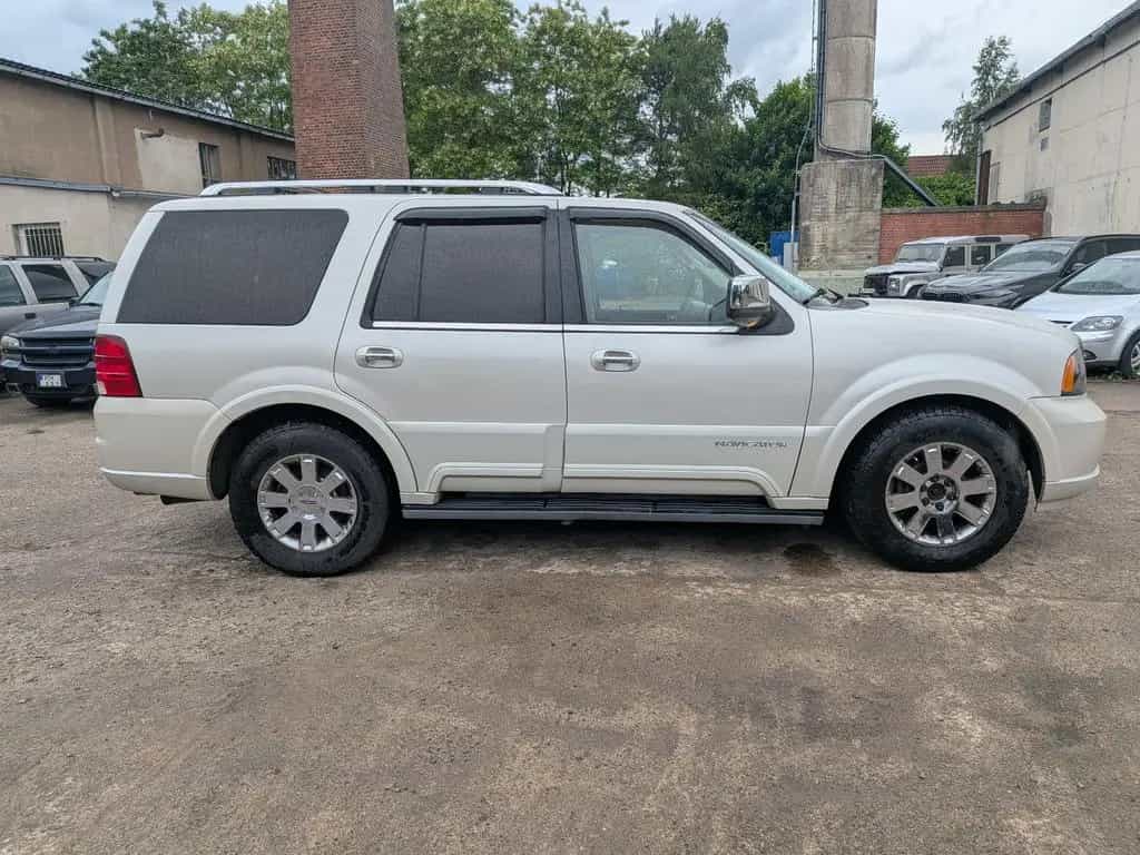 Lincoln Navigator 05/2004-photo-6