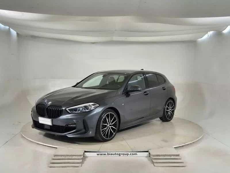 BMW 118 Serie 1 F40 Diesel 118d Msport auto 11/2021-photo-0