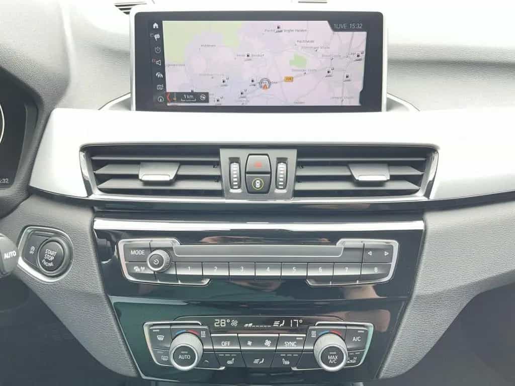 BMW X1 sDrive 20d Advant. Navi HIFI DAB LED RFK 17" 05/2022-photo-8