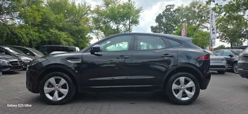 Jaguar E-Pace R-Dynamic AWD PANO.TÜV+INSPEKTION NEU 01/2019-photo-8