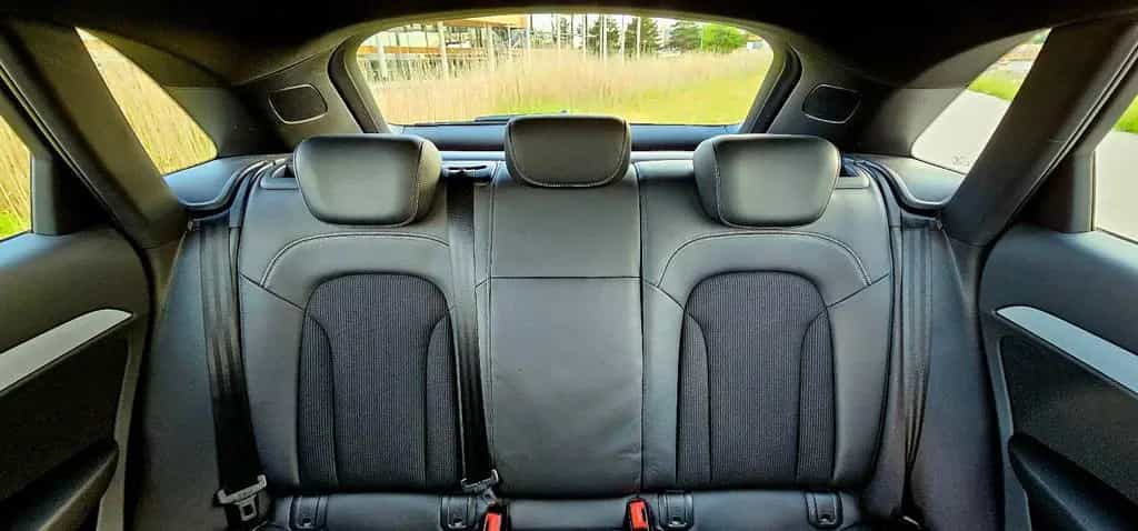 Audi Q3 1.4 TFSI S Line S Tronic schwarz metallic 06/2018-photo-11