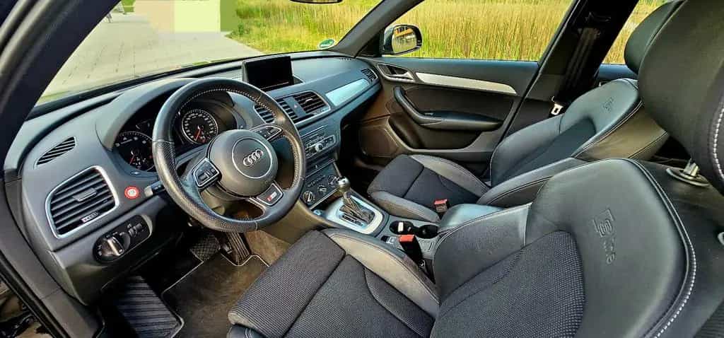 Audi Q3 1.4 TFSI S Line S Tronic schwarz metallic 06/2018-photo-7
