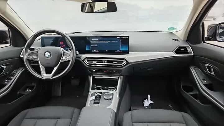 BMW 320 d xDrive T Shadow-Line WIDE*LED*CARPLAY*MEGA 10/2023-photo-6