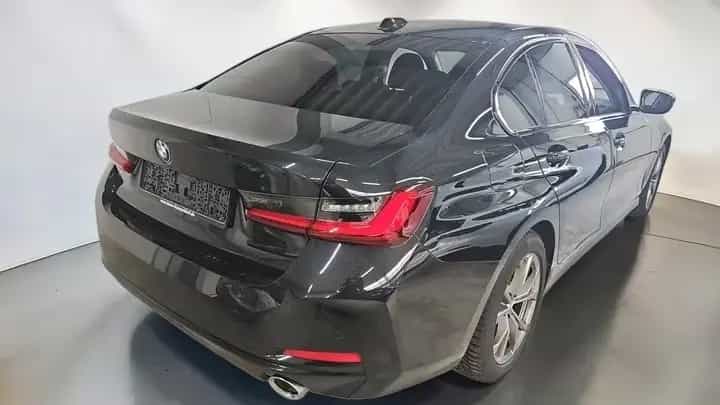 BMW 320 d Limo xDrive Shadow-Line*WIDE*LED*CARPLAY 12/2023-photo-3