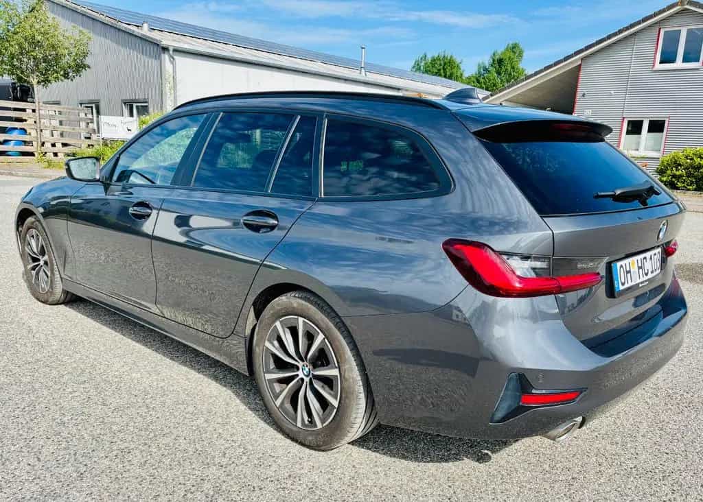 BMW 320 d Touring STANDHZ ACC ALARM 05/2020-photo-4