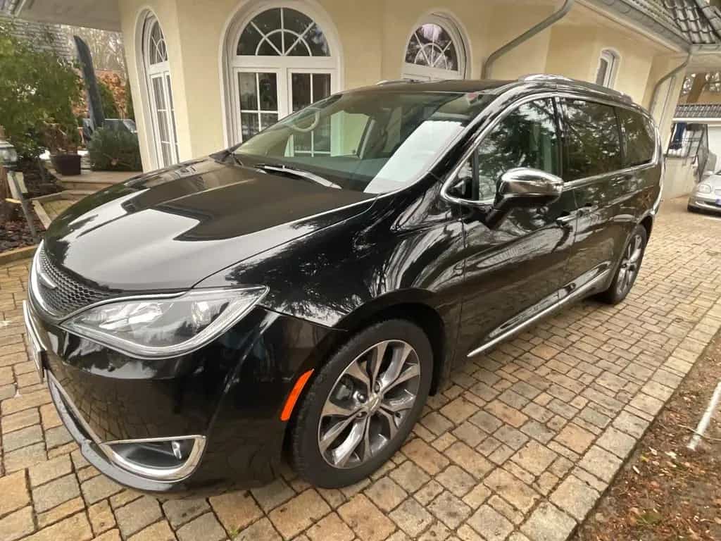 Chrysler Pacifica LIMITED 7-Sitzer 09/2017-photo-2