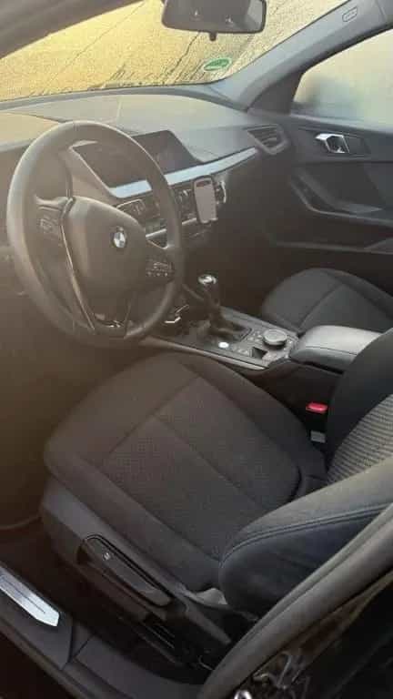 BMW 118 i Advantage Advantage 11/2019-photo-1