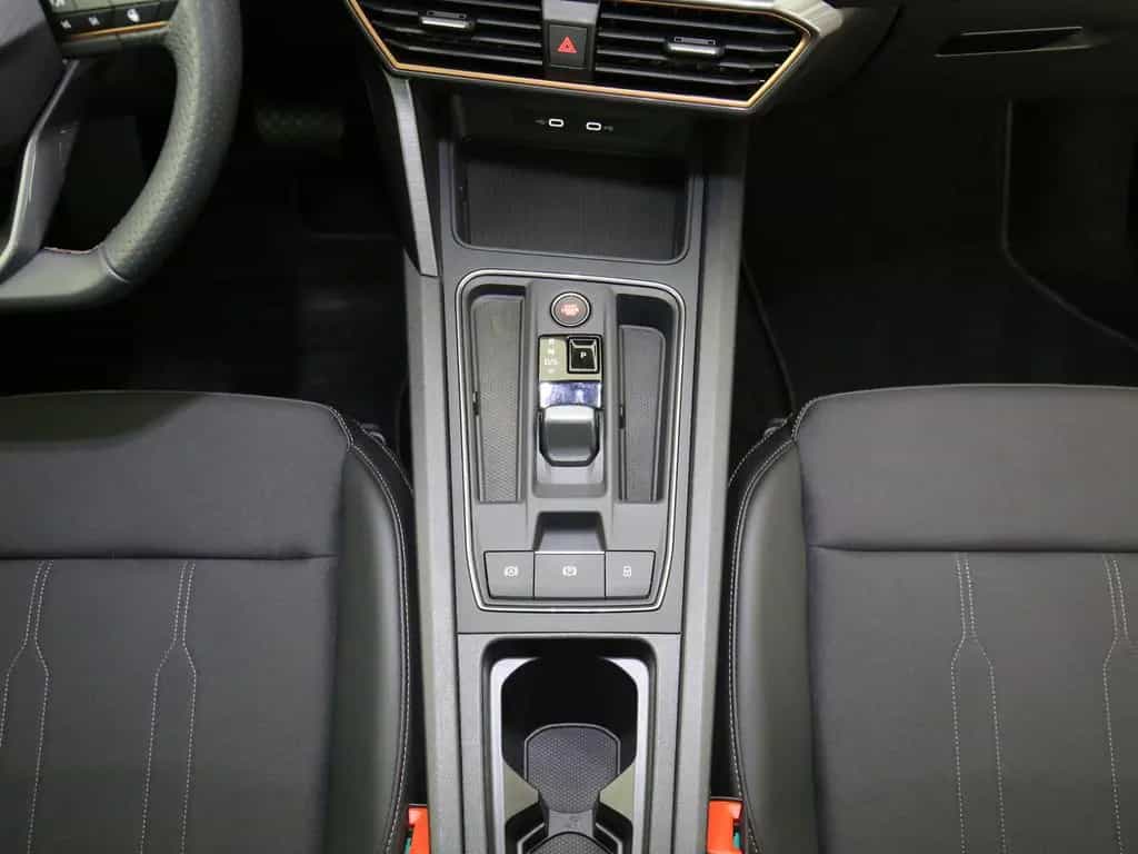 Cupra Formentor 1.5 TSI DSG  LED ACC Kamera Alufelgen 02/2024-photo-19