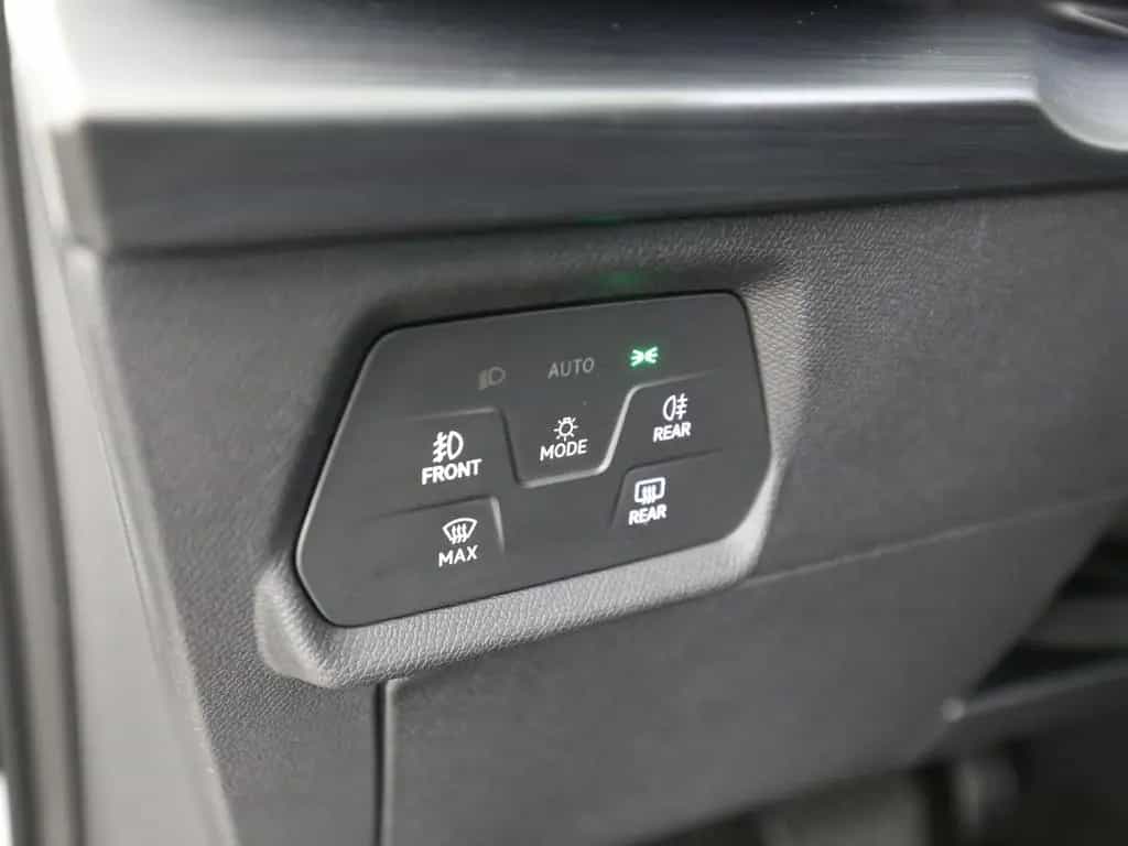 Cupra Formentor 1.5 TSI DSG  LED ACC Kamera Alufelgen 02/2024-photo-23