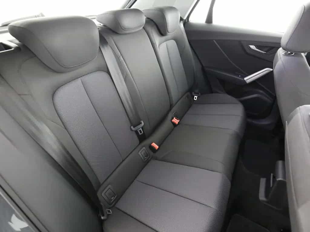 Audi Q2 1.5 TFSI S-tronic  Navi ACC Kamera Alufelgen 05/2019-photo-18