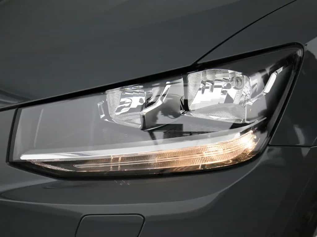Audi Q2 1.5 TFSI S-tronic  Navi ACC Kamera Alufelgen 05/2019-photo-22