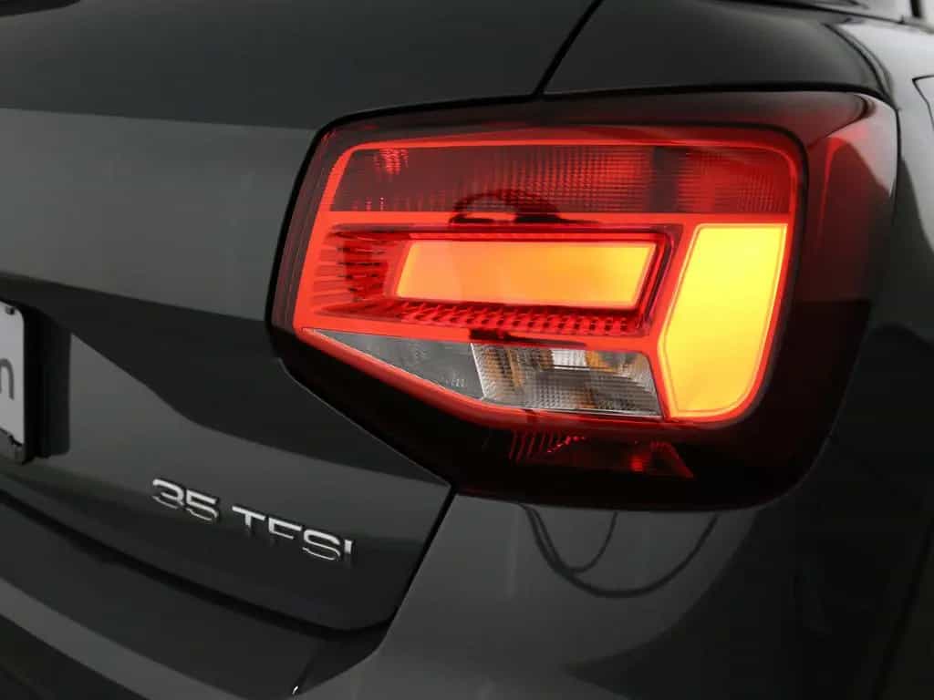 Audi Q2 1.5 TFSI S-tronic  Navi ACC Kamera Alufelgen 05/2019-photo-26